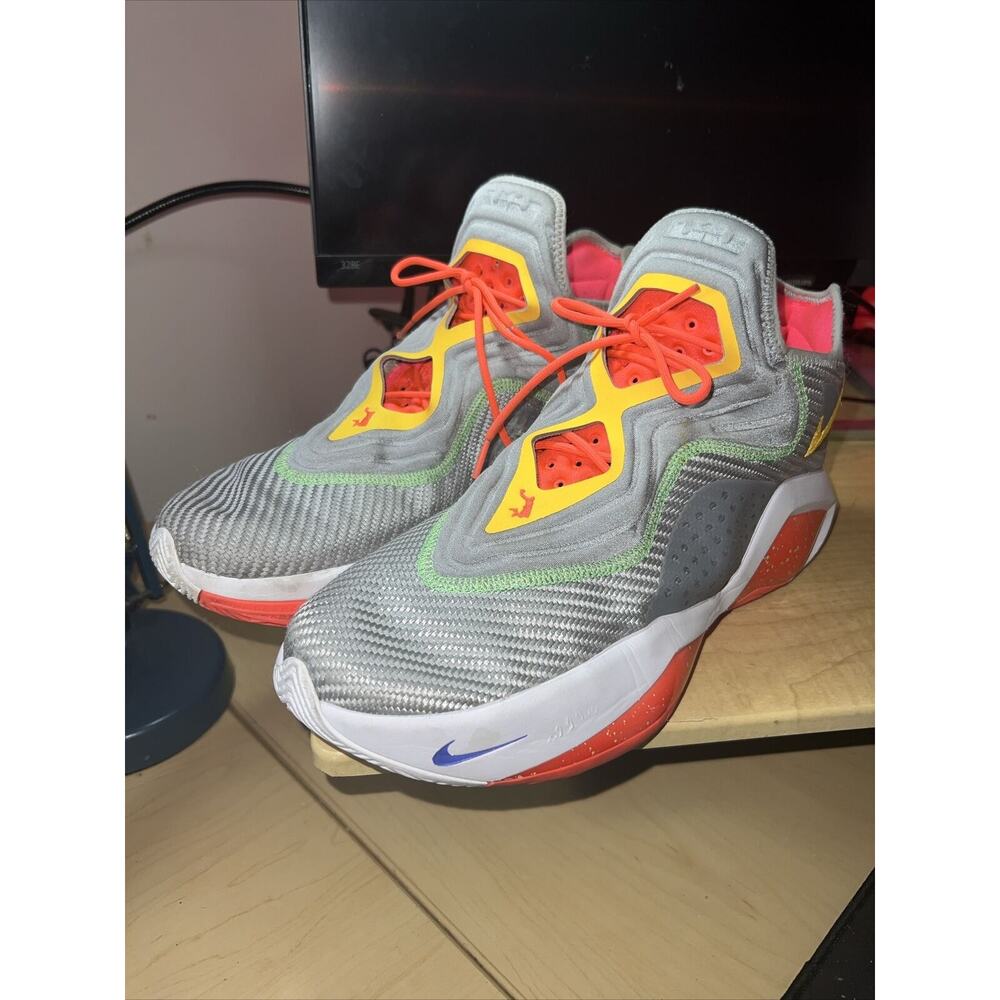 Size 11.5 - Nike LeBron Soldier 14 Hare 2020